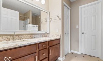 727 Crystal Farms Dr, Avon, IN 46123
