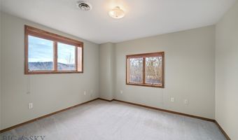 1425 Bluebird Ln, Bozeman, MT 59715