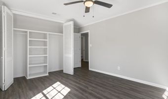 2014 W Lakeview Dr, Benton, AR 72015