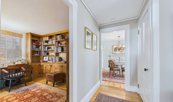 1059 Washington St, Bath, ME 04530