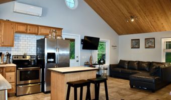 7 Mossy Ridge Rd, Belfast, ME 04915