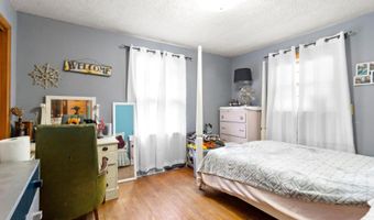 1074 S Avon Ave, Avon, IN 46123