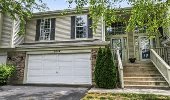 2827 S Embers Ln, Arlington Heights, IL 60005
