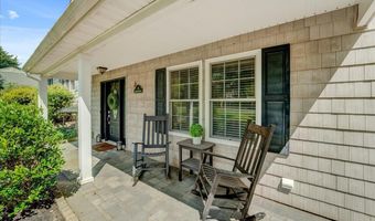 51 Normandy Ct, Middletown, NJ 07748