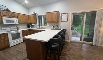 405 Sun Cir, Avon, MN 56310
