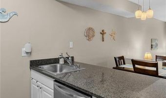 1210 Wicklow Rd Rd M, Ballwin, MO 63021