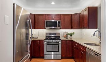 20604 CORNSTALK Ter 301, Ashburn, VA 20147