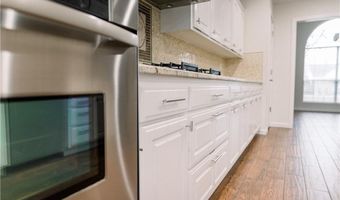 3 Acorn Cir, Bentonville, AR 72712