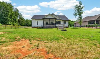 355 Shadows Lawn Dr, Athens, TN 37303