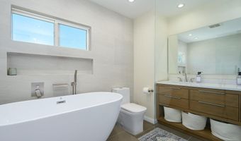 5557 Adelina Ct, Agoura Hills, CA 91301