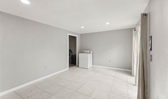 2511 SE 18th Ct, Des Moines, IA 50320