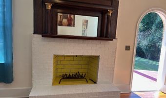 172 S Pine St, Batesburg, SC 29006