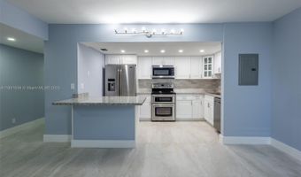 20350 W Country Club Dr PH24-4, Aventura, FL 33180