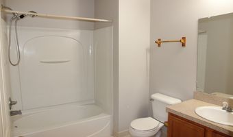 2092 Cloverly Ln, Ann Arbor, MI 48108