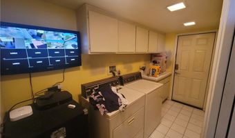 12310 Iroquois Rd, Apple Valley, CA 92308