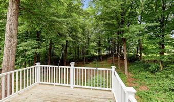 4 Depot St, Belchertown, MA 01007