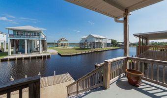 11057 Idaho St, Bay St. Louis, MS 39520