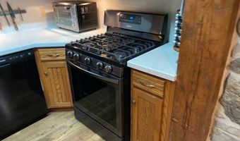14900 Woodbridge Rd, Camden, MI 49232
