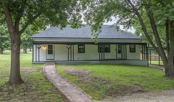 1701 E Chestnut Ave, Arkansas City, KS 67005