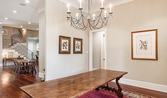 17744 Pecan Shadows Dr, Baton Rouge, LA 70810