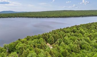 30 Beaver Bog Ln, Abbot, ME 04406