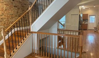 604 APPLETON St, Baltimore, MD 21217