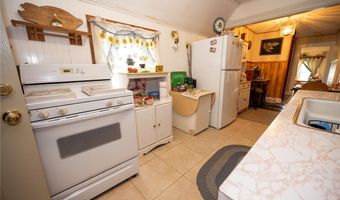 6748 Cedar St, Akron, NY 14001