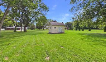 2400 Anthony Dr, Anderson, IN 46012