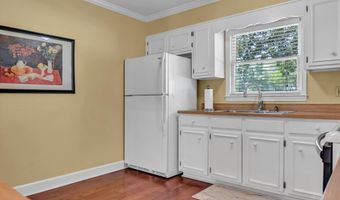 816 Partridge Dr, Albany, GA 31707