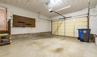 5 Sweet Corn Dr, Cranston, RI 02921