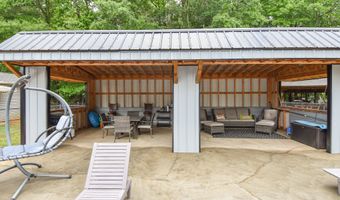 1579 Van Buren Rd, Barnesville, GA 30204