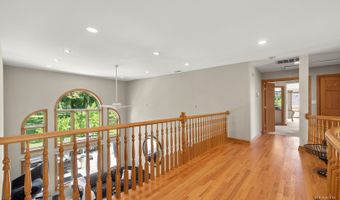 1760 W Whispering Ct, Addison, IL 60101
