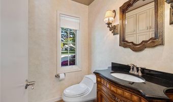 301 22nd St NW, Austin, MN 55912