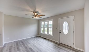 138 Springhill Dr, Bardstown, KY 40004