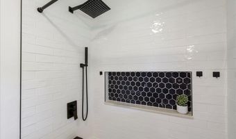640 Lihau Pl Unit B, Haiku, HI 96708