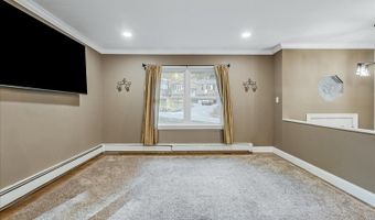 33 Tanglewood Dr, Alloway, NJ 07422