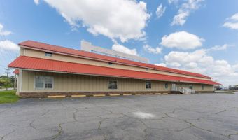 945 Pine Ave, Albany, GA 31701