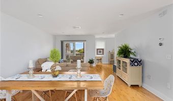 236 Sand Hill Cove Rd B4, Narragansett, RI 02882