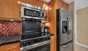 2124 AWIHI Pl 206, Kihei, HI 96753