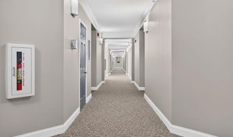 41895 CATHEDRAL VALLEY Sq 401, Aldie, VA 20105