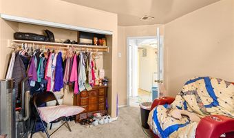 5225 Saratoga Dr, Las Vegas, NV 89120