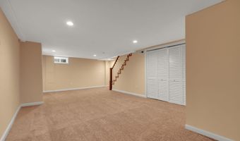 245 S CLINTON St, Baltimore, MD 21224