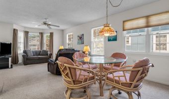 8 Dogwood Dr, Barnegat, NJ 08005