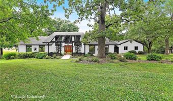 515 NW D St, Bentonville, AR 72712