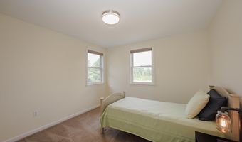 4 Jennifer Ln, Amherst, NH 03031