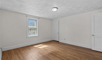 58 Perkins Ave, Cranston, RI 02910