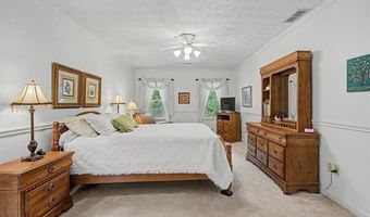 4802 Thornwood Dr, Acworth, GA 30102