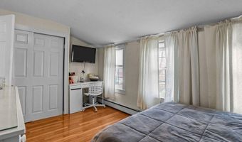 56 Errol St, Warwick, RI 02888