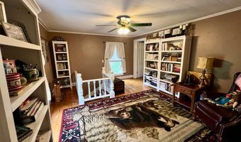 166 Manny Corners Rd, Amsterdam, NY 12010