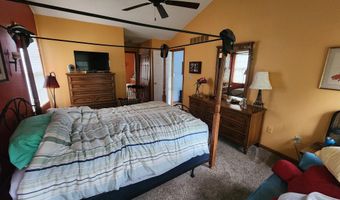 5 WATERWHEEL Cir, Dover, DE 19901